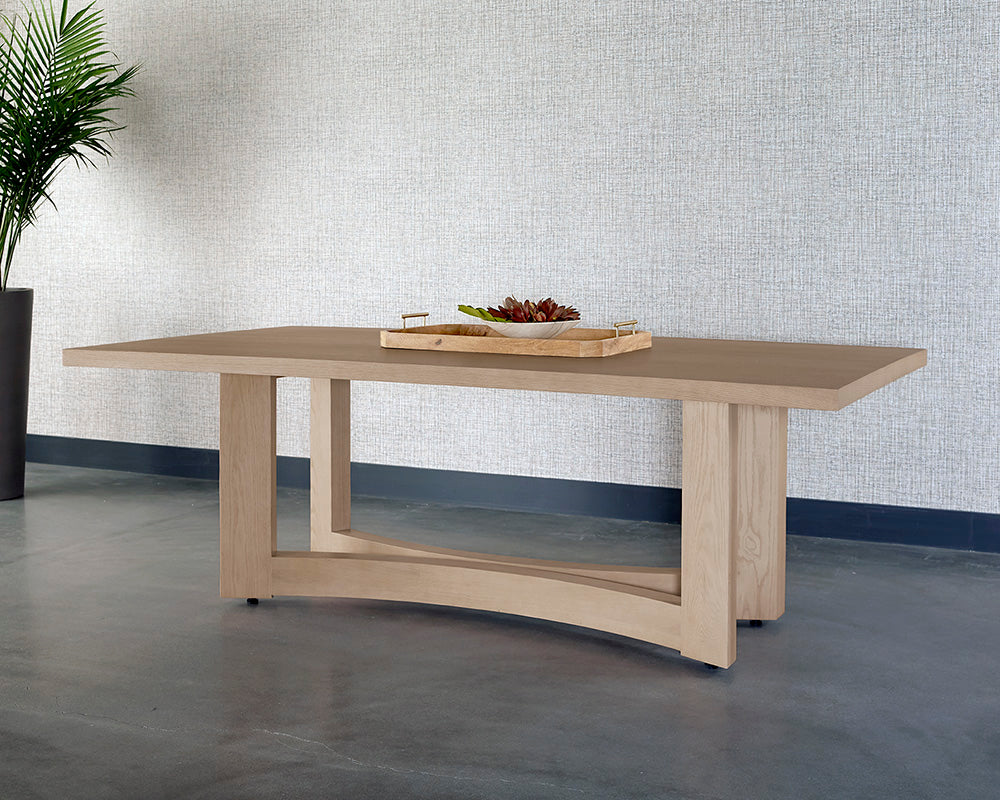 Arezza Dining Table