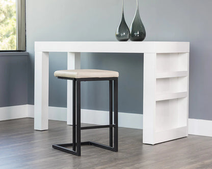 Boone Counter / Bar Stool